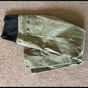 Liverpool ankle cargo maternity pants